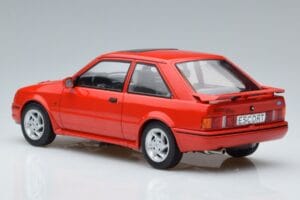 Ford Escort Mk4 RS Turbo S Rosso MCG 1:18 MCG18273 Pressofusione — immagine 5 di 6