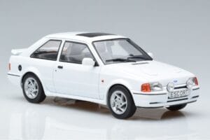 Ford Escort Mk4 RS Turbo S Bianco MCG 1:18 MCG18271 Pressofusione — immagine 4 di 6