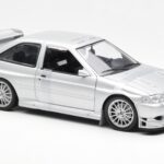 Ford Escort RS Cosworth Versione Stradale Argento UT Models 1:18 - image 6 of 6