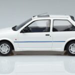 Ford Fiesta Mk3 XR2i Otto 1:18 OT967 Resina - image 3 of 6