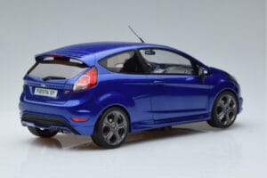 Ford Fiesta ST Mk7 Blu Otto 1:18 OT403 Resina — immagine 2 di 6