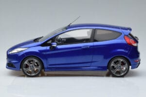 Ford Fiesta ST Mk7 Blu Otto 1:18 OT403 Resina — immagine 3 di 6