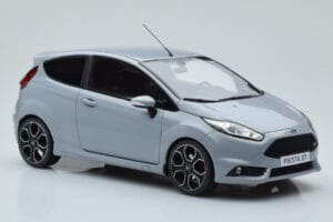 Ford Fiesta ST2000 Grigio Otto 1:18 OT985 Resina — immagine 4 di 6