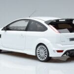 Ford Focus RS Mk2 Bianco Otto 1:18 OT977 Resina - image 5 of 6