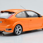 Ford Focus Mk2 ST 2.5 Electric Arancione Otto 1:18 - image 2 of 6