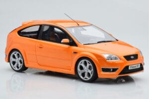 Ford Focus Mk2 ST 2.5 Electric Arancione Otto 1:18 OT961 Resina — immagine 4 di 6