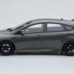 Ford Focus RS Mk3 Stealth Grigio Otto 1:18 - image 3 of 6