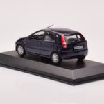 Ford Fusion Blu Minichamps 1:43 - image 3 of 4