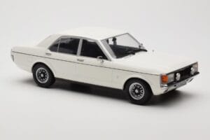 Ford Granada Mk1 Bianco MCG 1:18 MCG18395 Pressofusione — immagine 4 di 6