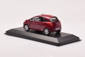 Ford Ka Mk2 Viola Minichamps 1:43 433088202 Pressofusione — immagine 3 di 4