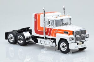 Ford LTL 9000 Bianco Rosso Arancione IXO 1:43 TR094 Pressofusione — immagine 3 di 5