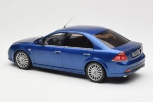 Ford Mondeo ST220 Performance Blu Otto 1:18 OT448 Resina — immagine 5 di 6