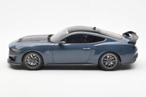Ford Mustang Dark Horse Vapor Blu Metallic GT Spirit 1:18 GT454 Resina — immagine 3 di 6