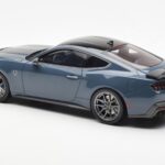 Ford Mustang Dark Horse Vapor Blu Metallic GT Spirit 1:18 GT454 - image 5 of 6