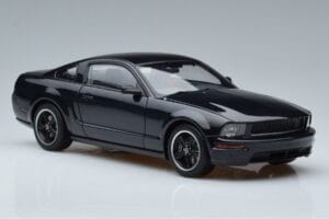 Ford Mustang GT S197 Bullitt AUTOart 1:18 73067 Pressofusione — immagine 5 di 7
