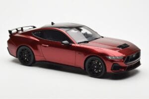 Ford Mustang GT S650 Rapid Rosso GT Spirit 1:18 GT433 Resina — immagine 4 di 6