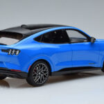 Ford Mustang Mach-E GT Performance Blu Otto 1:18 OT414 Resina - image 2 of 6