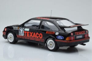 Ford Sierra RS500 Cosworth Texaco #67 K. Ludwig / K. Niedzwiedz / S. Soper 24 Hours of Nurburgring Winner 1987 IXO 1:18 18RMC — immagine 5 di 6