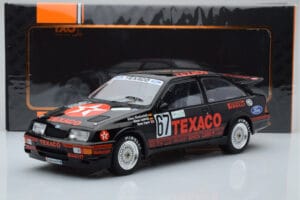Ford Sierra RS500 Cosworth Texaco #67 K. Ludwig / K. Niedzwiedz / S. Soper 24 Hours of Nurburgring Winner 1987 IXO 1:18 18RMC — immagine 6 di 6