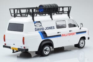 Ford Transit Mk2 Van Team David Jones Rally Assistance IXO 1:18 18RMC033XE Pressofusione — immagine 2 di 6