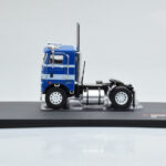 Freightliner COE Blu Bianco IXO 1:43 - image 2 of 4