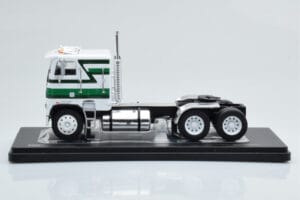 Freightliner FLA Bianco Verde IXO 1:43 TR149 Pressofusione — immagine 2 di 4