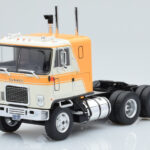 GMC Astro 95 Beige Bianco IXO 1:43