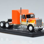 GMC General Arancione IXO 1:43 TR129 - image 4 of 6