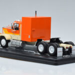 GMC General Arancione IXO 1:43 TR129 - image 5 of 6