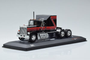 GMC General Rosso Nero IXO 1:43 TR102