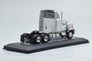 GMC General SBFA Argento IXO 1:43 TR166 Pressofusione — immagine 2 di 6