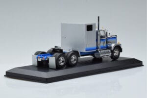 GMC General Argento IXO 1:43 TR079 Pressofusione — immagine 2 di 6