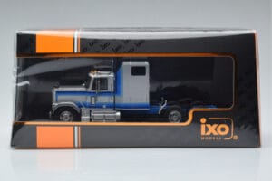 GMC General Argento IXO 1:43 TR079 Pressofusione — immagine 6 di 6