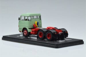 Henschel HS 19 TS Verde IXO 1:43 TR151 Pressofusione — immagine 5 di 6
