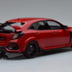 Honda Civic Type R GT FK8 Euro Spec Rosso Otto 1:18 - image 2 of 6