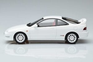 Honda Integra DC2 Euro Spec Bianco Otto 1:18 OT974 Resina — immagine 3 di 6
