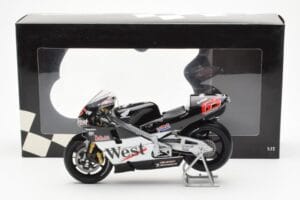 Honda NSR500 West Honda Pons #65 L. Capirossi 500cc World Championship 2001 Minichamps 1:12 122016165 Pressofusione — immagine 4 di 4