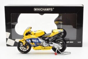 Honda RC211V Pramac Pons #3 M. Biaggi MotoGP 2003 Minichamps 1:12 122037103 Pressofusione — immagine 4 di 4