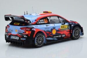 Hyundai i20 Coupe WRC #6 D. Sordo / C. del Barrio Rally Catalunya 2019 IXO 1:18 18RMC052C Pressofusione — immagine 2 di 6