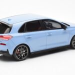 Hyundai i30 N Azzurro Chiaro Otto 1:18 OT425 - image 2 of 6