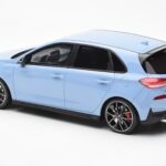 Hyundai i30 N Azzurro Chiaro Otto 1:18 OT425 - image 5 of 6