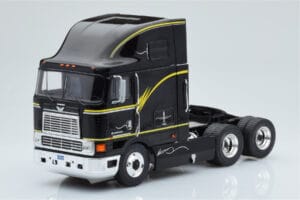 International Eagle Cabover Nero IXO 1:43 TR169