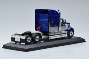 International Lonestar Blu IXO 1:43 TR118 Pressofusione — immagine 2 di 6