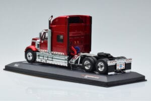 International Lonestar Rosso IXO 1:43 TR103 Pressofusione — immagine 5 di 6