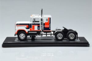 International Transtar 4300 Bianco IXO 1:43 TR153 Pressofusione — immagine 3 di 6