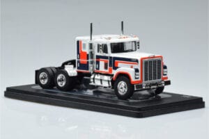 International Transtar 4300 Bianco IXO 1:43 TR153 Pressofusione — immagine 4 di 6