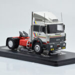 Iveco Turbo Star 190-42 Argento IXO 1:43 - image 4 of 6