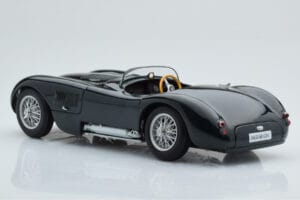 Jaguar C-Type Verde AUTOart 1:18 73500 Pressofusione — immagine 7 di 8