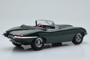 Jaguar E-Type Series 1 Roadster Verde KK-Scale 1:18 KKDC180481 Pressofusione — immagine 2 di 6