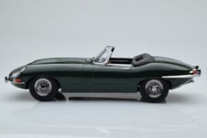 Jaguar E-Type Series 1 Roadster Verde KK-Scale 1:18 KKDC180481 Pressofusione — immagine 3 di 6